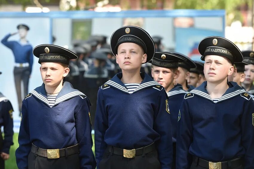 Кадетский корпус воткинск. Удмуртский кадетский корпус г воткинск. Воткинское кадетское. Воткинский морской кадетский корпус. Воткинское кадетское.