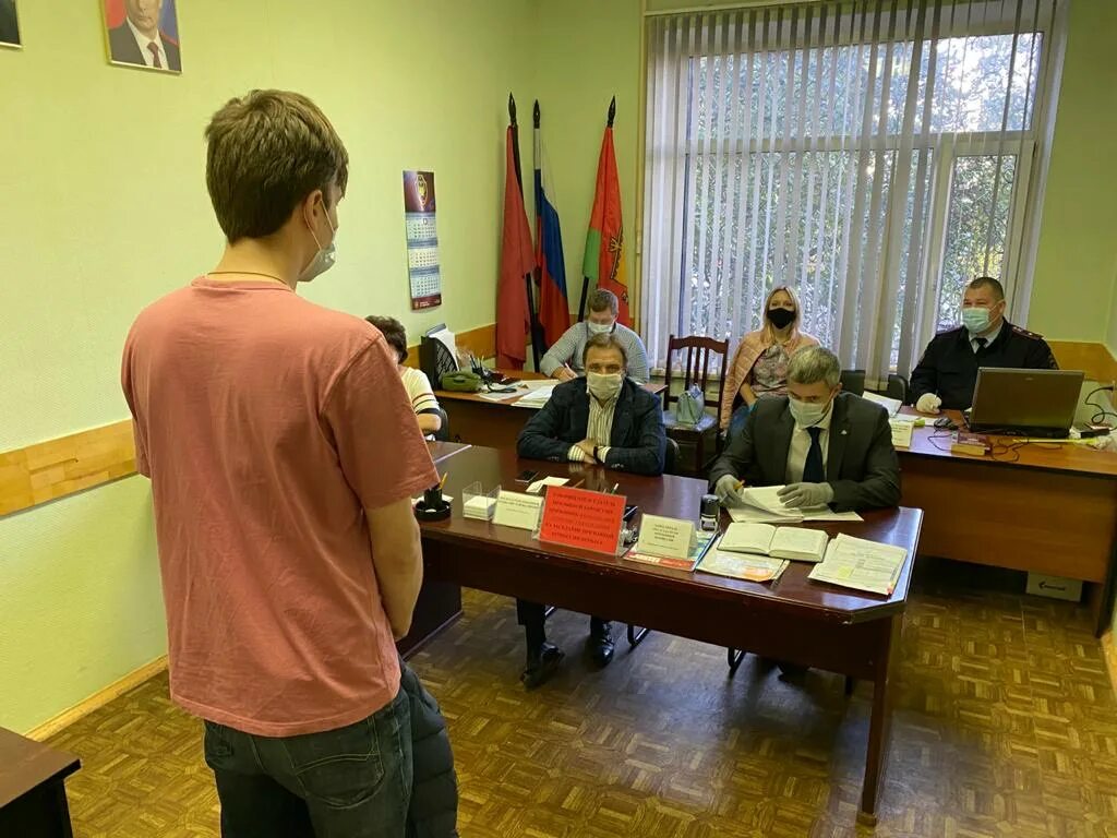 Призывная комиссия в военкомате. Призывная комиссия. В мокляк подольск военкомат. Военкомат митино. Призывная комиссия мо.