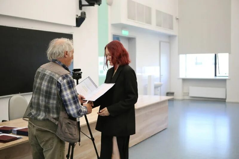 студенты дипломники веймарского