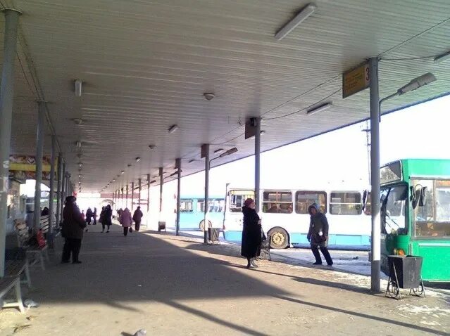 Номер тюменского автовокзала. Автостанция Тюмень. Тюменский вокзал Автобусный. Город Тюмень автовокзал. Станция автовокзал Тюмени.