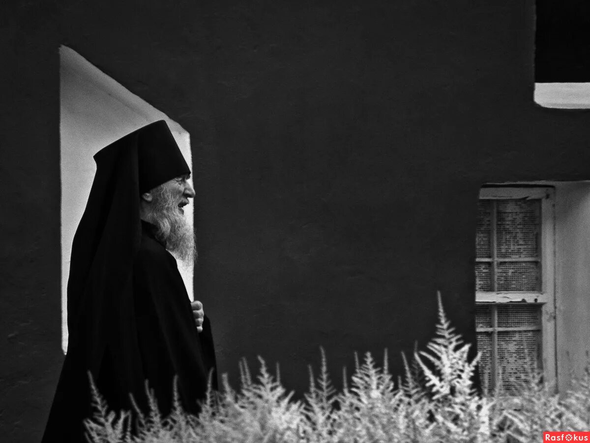 Умное делание исихазм нил сорский. Монах глеб. Чернец видео. Монах иоанн адливанкин. Оптина пустынь монах иоанн.