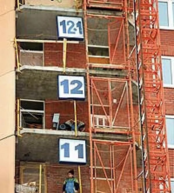Почему нет 13 про. Нет 13-го этажа. Нумерация этажей в здании. Стройка 13 этаж. Номер этажа 13.