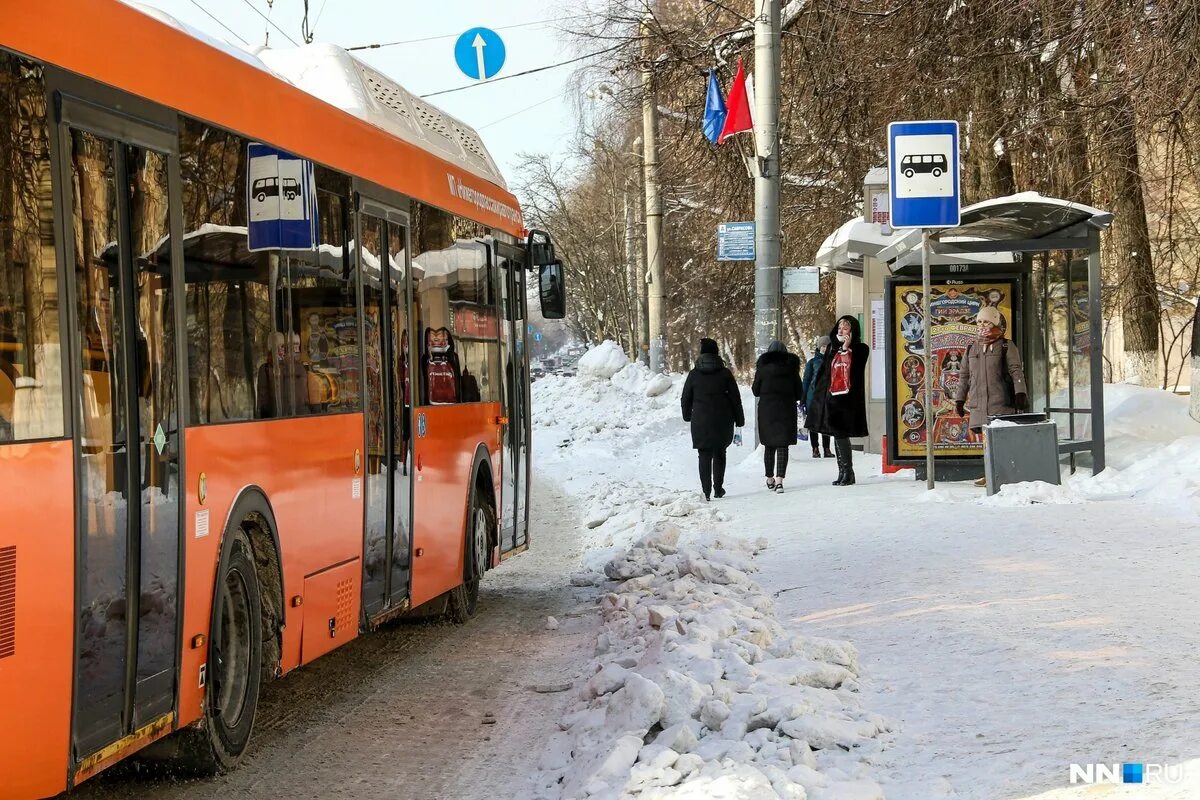 Автобус Нижний Новгород. Маршрутки Нижний Новгород. Нижегородский автобус. Автобус зимой.