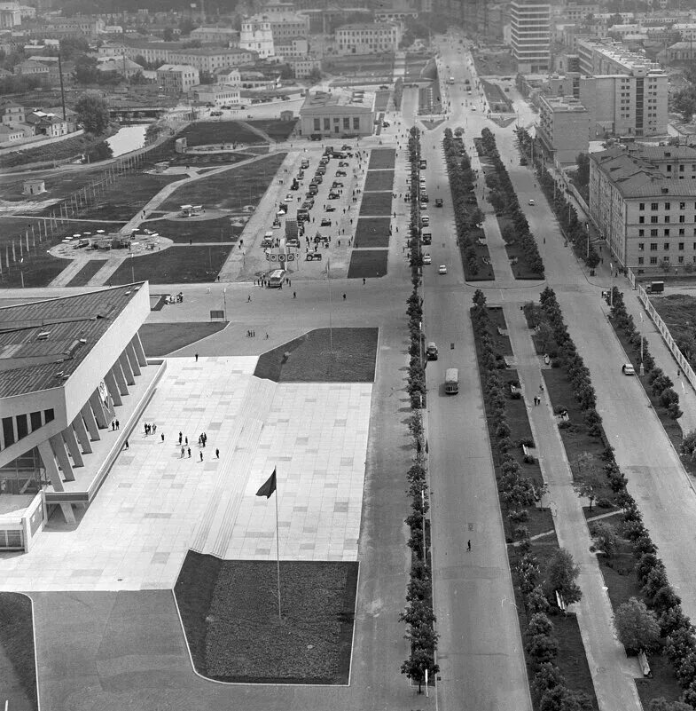 Площадь ленина минск 1970-е. В каком году построили минск. Стройка торговый центр столица минск. Круглая площадь минск. Исторический минск.