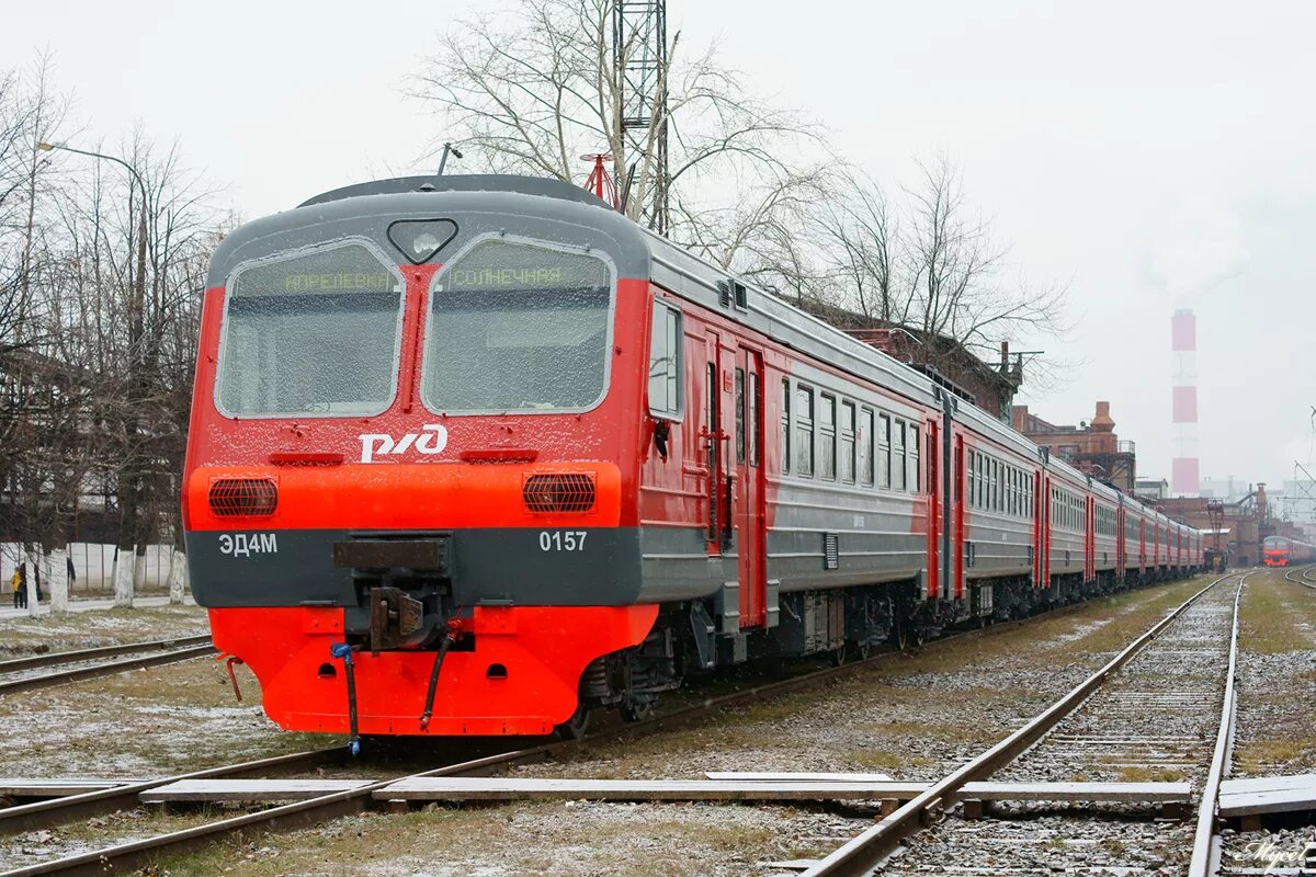 Электричка гусев. Эд4м электропоезд электропоезд. Эд4м 62-301. Эд4м 0062. Электропоезд Эд 4 эм.