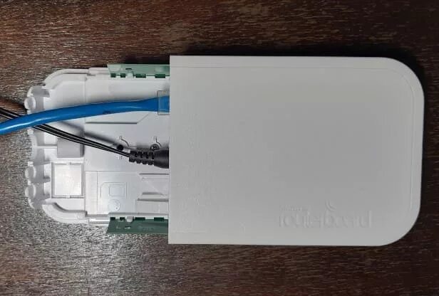 Mikrotik mini lte kit. Mikrotik mini lte kit