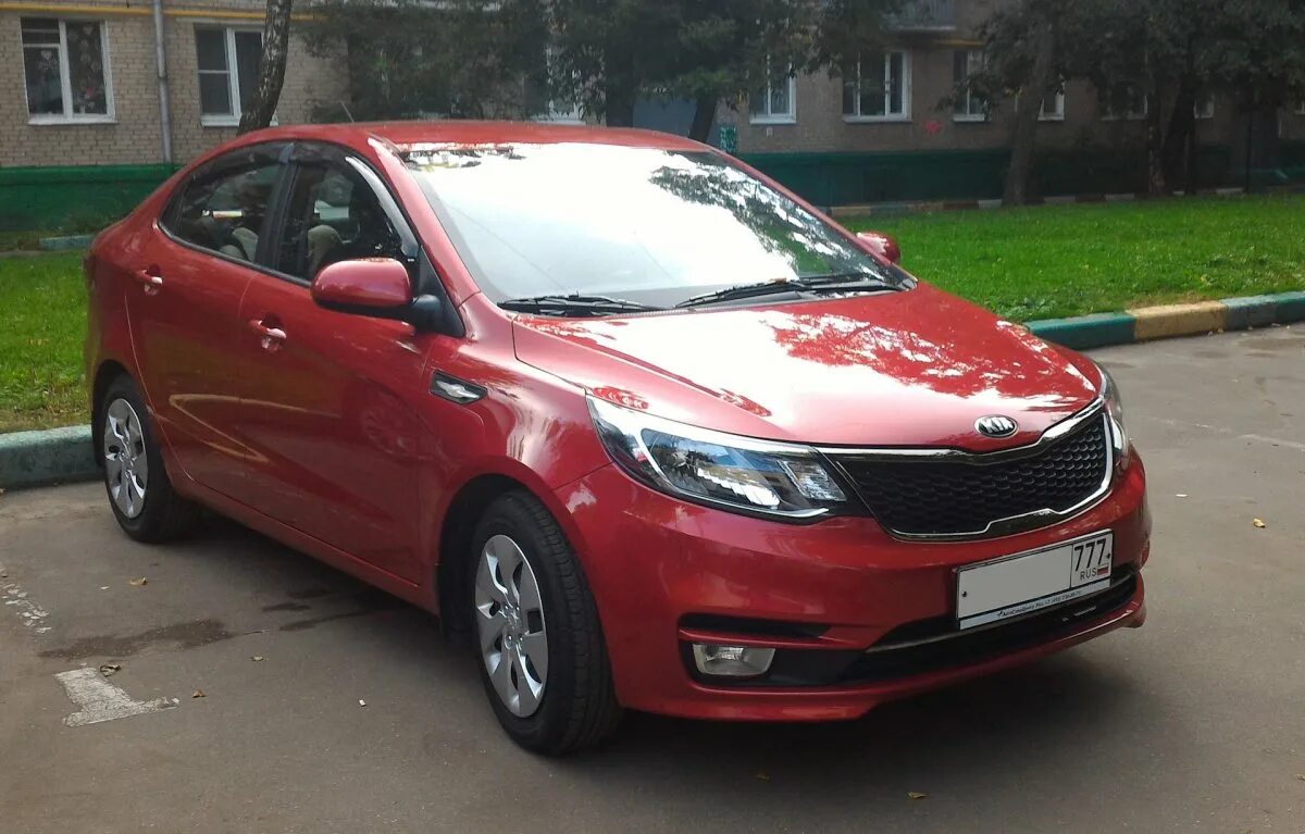 Купить киа рио 1.6 механика. Киа Рио 2016 красная. Киа Рио седан 2016. Kia Rio 2016 седан. Киа Рио седан 2016 красная.