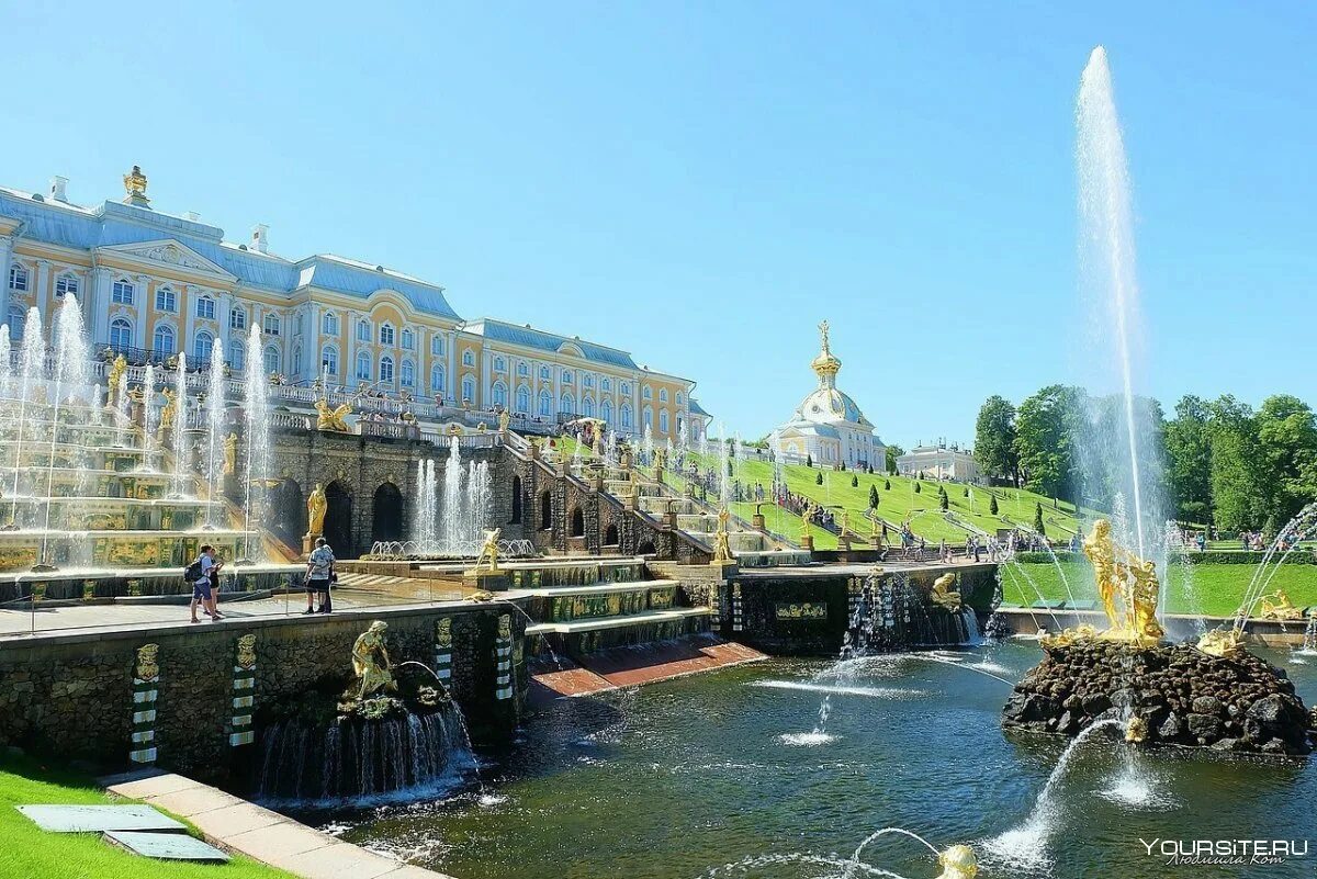 Петергоф википедия. Петергоф дворцово-парковый комплекс. дворцовый комплекс петергоф. примечательности санкт петербурга петергофский дворец. петергоф дворец фонтаны.
