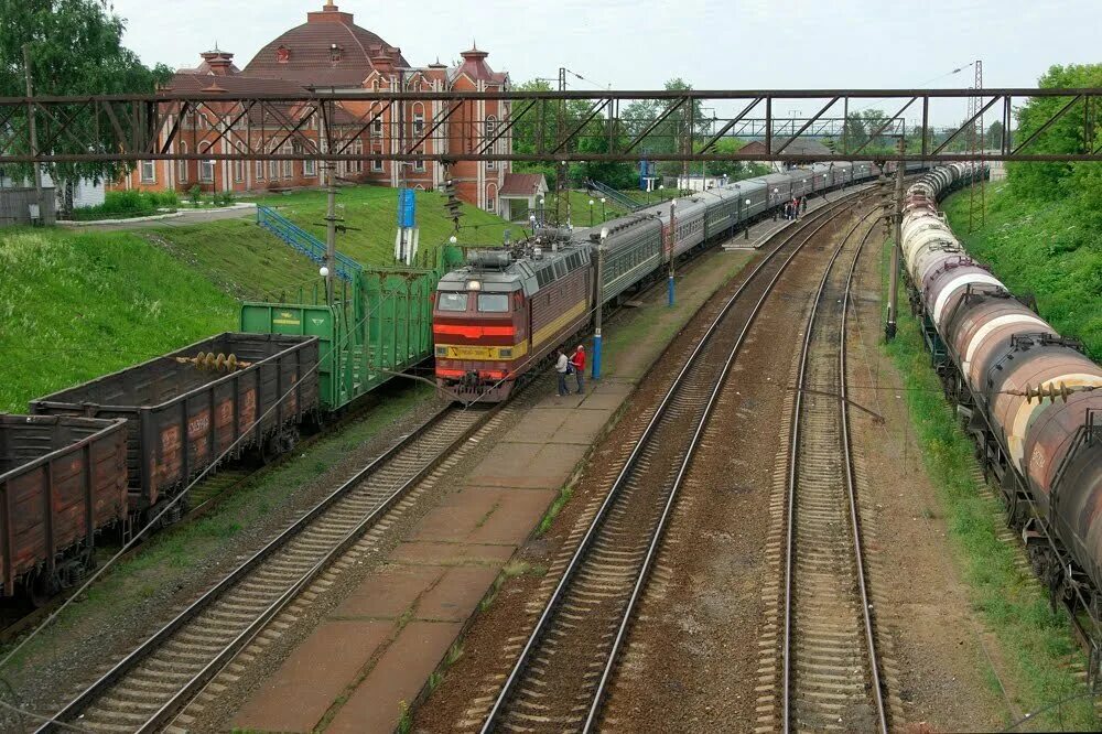 Поезд москва урень