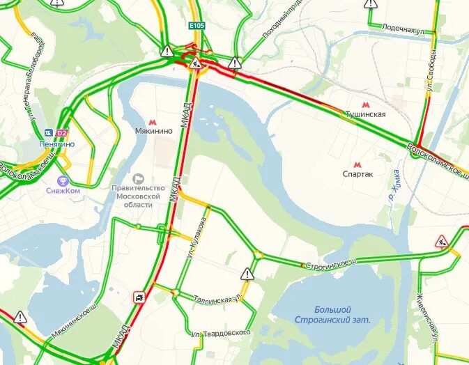 Почему стоит ленинградка сейчас. Пробки по Волоколамке. Пробки на Ленинградке сейчас в сторону Москвы. Пробки Путилково Митино. Пробки Московская область Ленинградское шоссе.