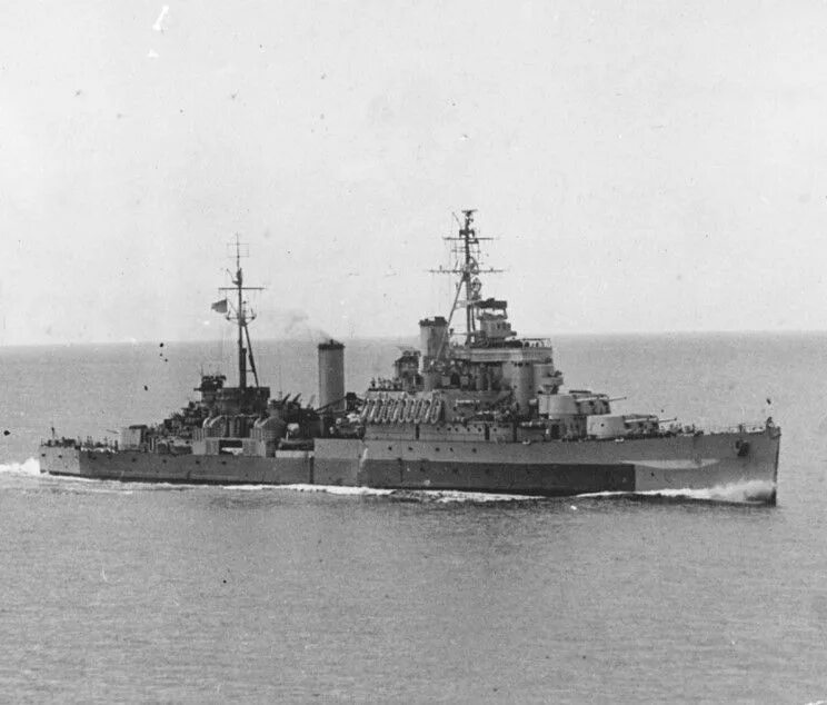 Крейсер принц ойген. Крейсер такао. Крейсера второй мировой. Крейсера второй мировой. Uss albany cg-10.