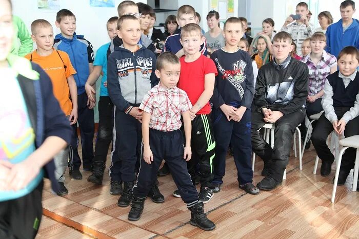 Школа интернат хакасия. Боградская школа интернат хакасия. екимовичская школа-интернат 2025. школа интернат п целинные земли.