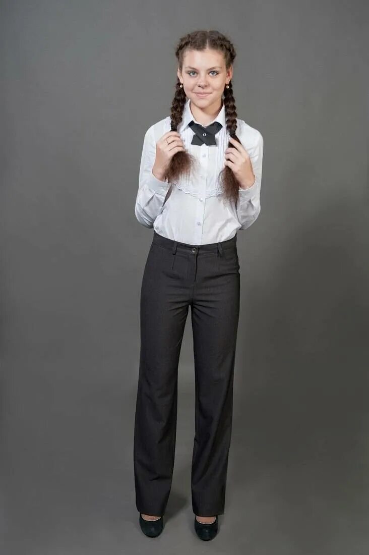 Брючный костюм в школу. Брюки skylake. Школьная форма брюки. Брюки девочка школа noble people. Брюки comfort шф-2296 рио синий.