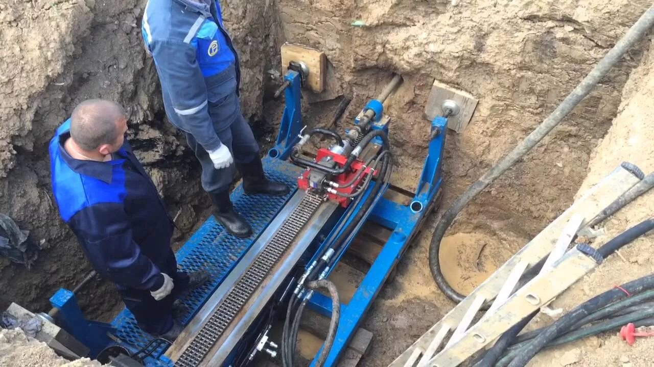 Установка гнб работа. Установки горизонтального бурения для труб диаметром 325-630 мм. угб 2. угб-5 буровая. горизонтальное бурение гнб.