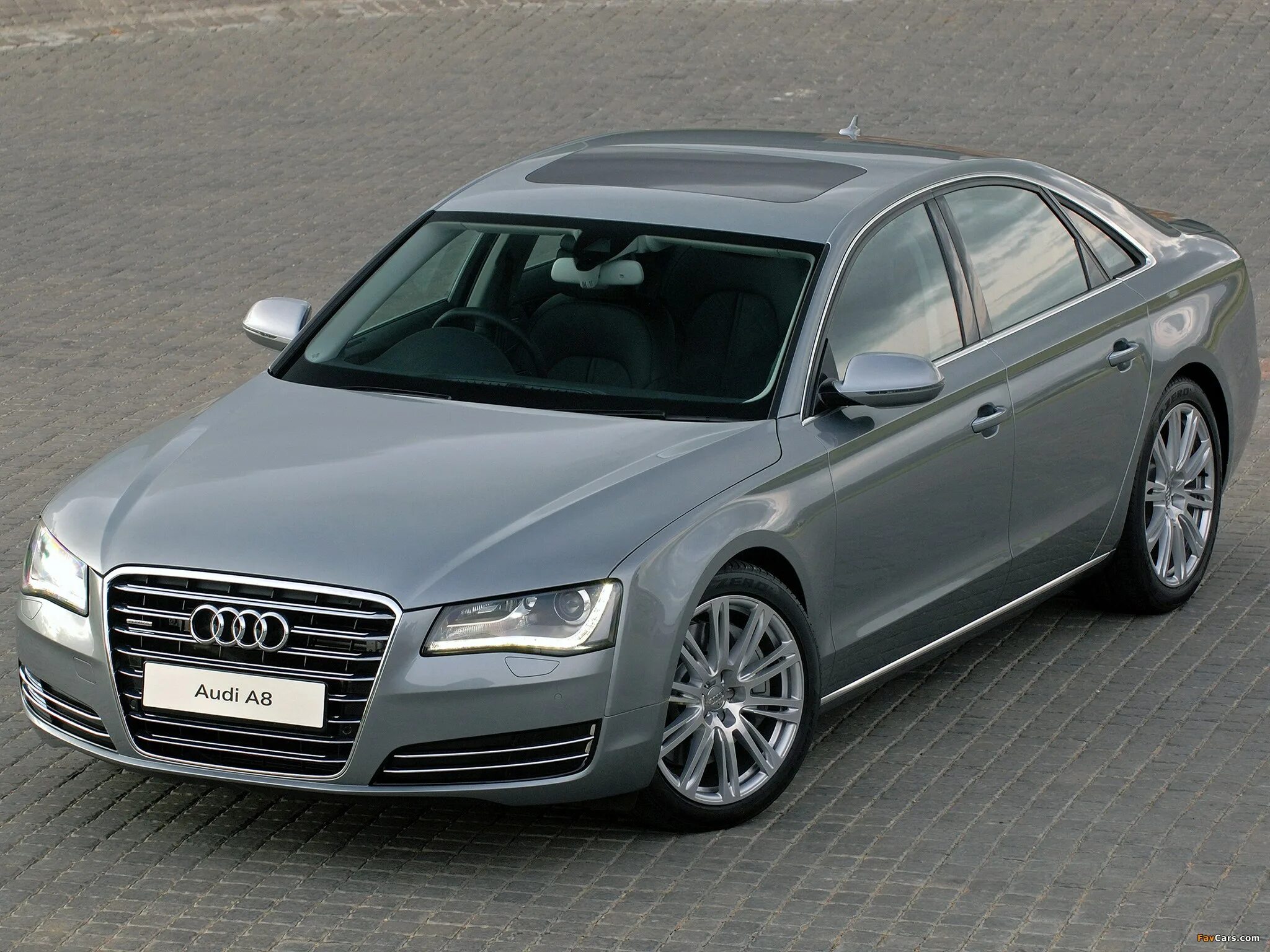 Купить ауди 2010. Ауди а8 2010. Audi a8 d4. Ауди а8 д4. Ауди а8 д4 2010.