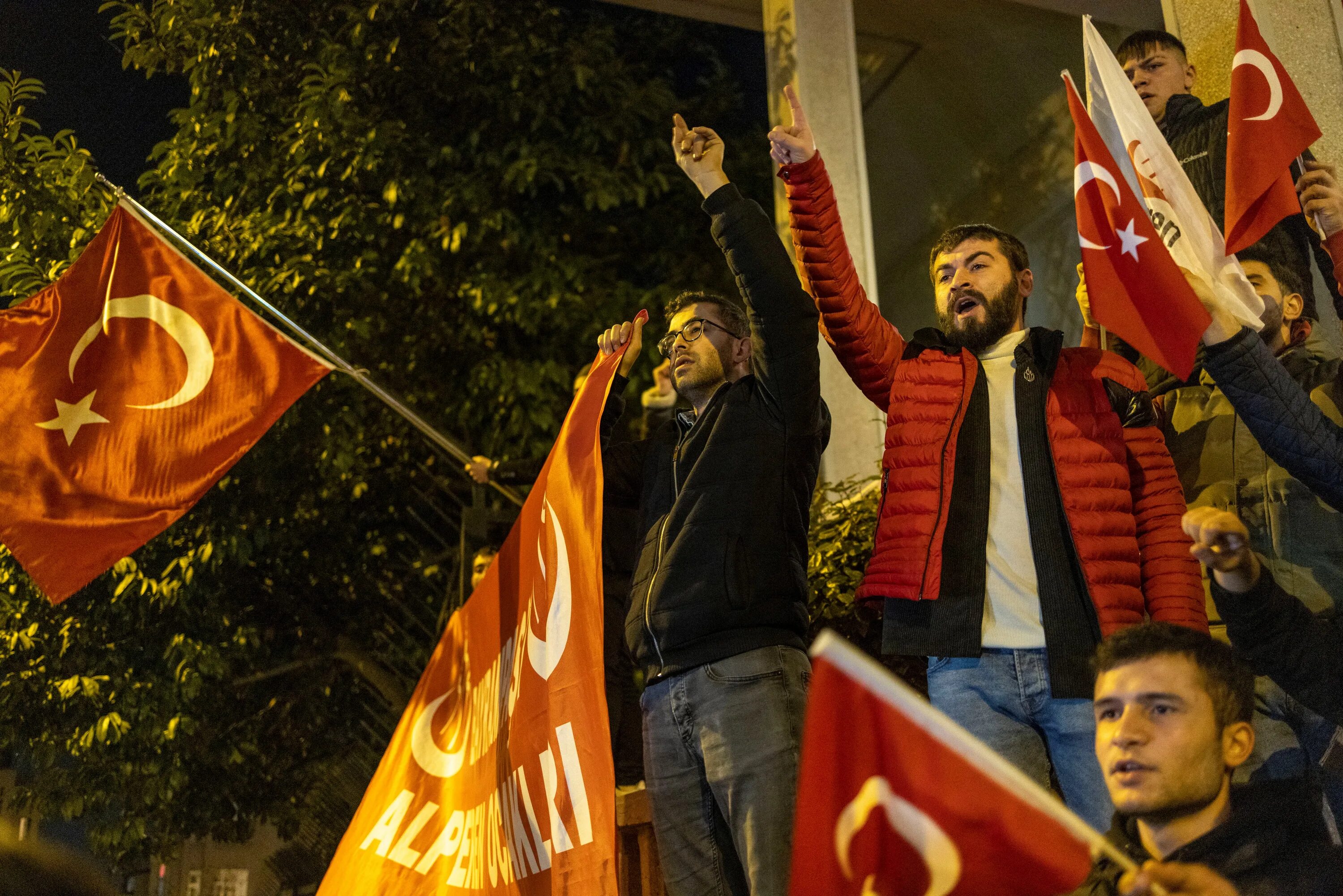 Швеция против турции. Украина последние. Протест против. Исламисты в швеции. Турция против нато.