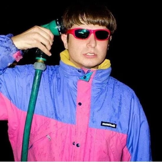 Oliver tree don t. Getter and oliver tree. oliver tree без парика. oliver tree в наушниках. оливер трее 2025.
