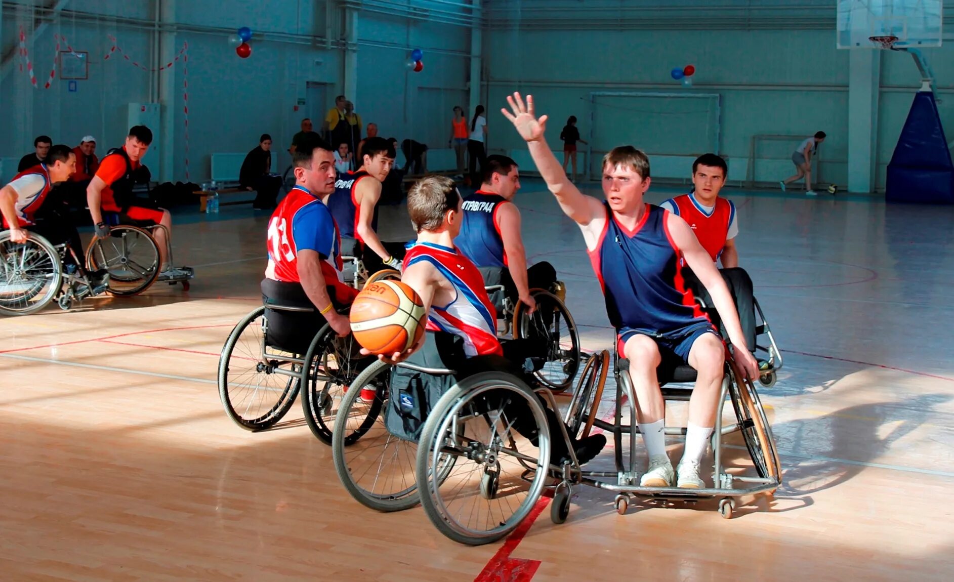Спортивная школа вакансии. Спорт для инвалидов. Физкультура для инвалидов. Спорт для людей с ограниченными возможностями. Физкультура для людей с ограниченными возможностями.