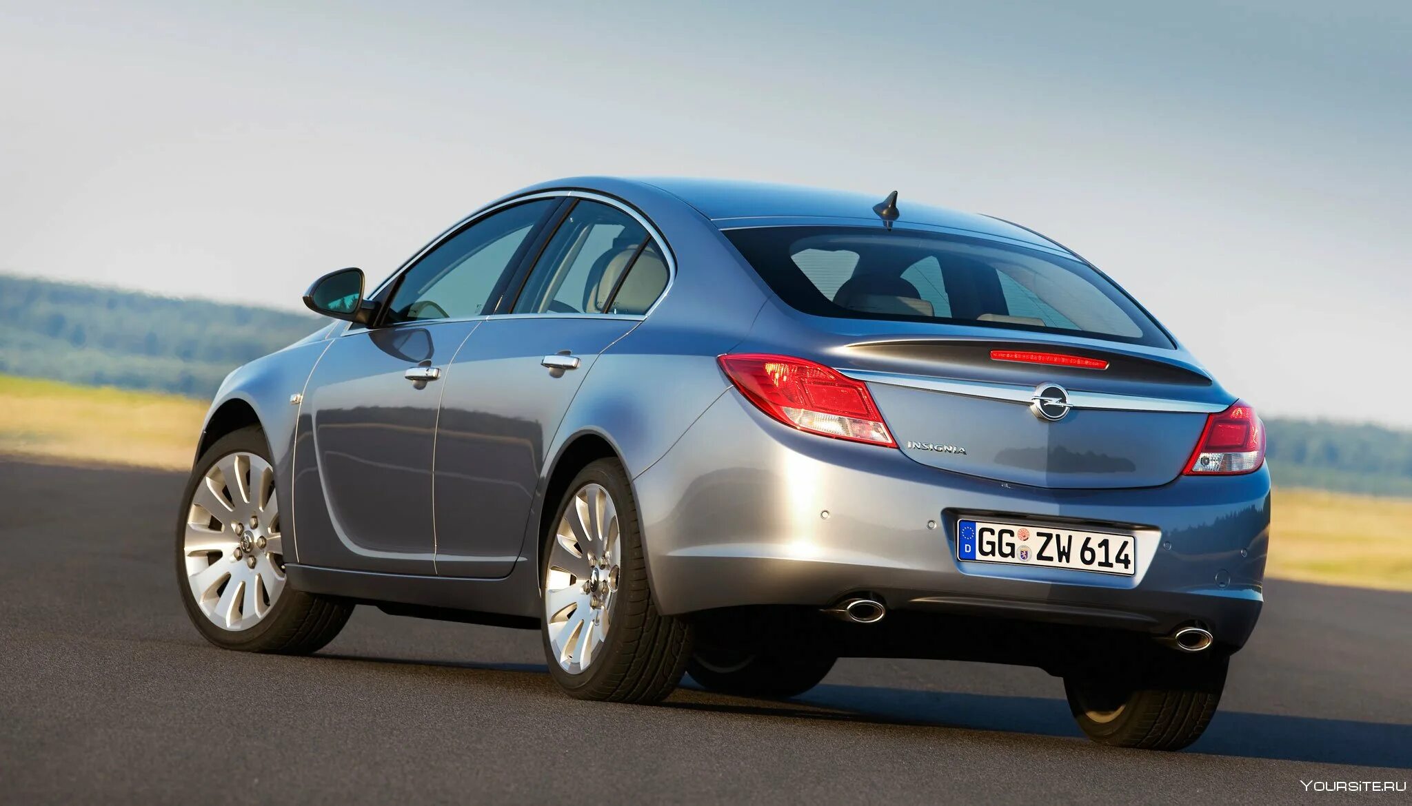 Опель инсигния 1.8 купить. Opel Insignia 1. Opel Insignia 2008. Opel Insignia 2008-2013. Opel Insignia 2.