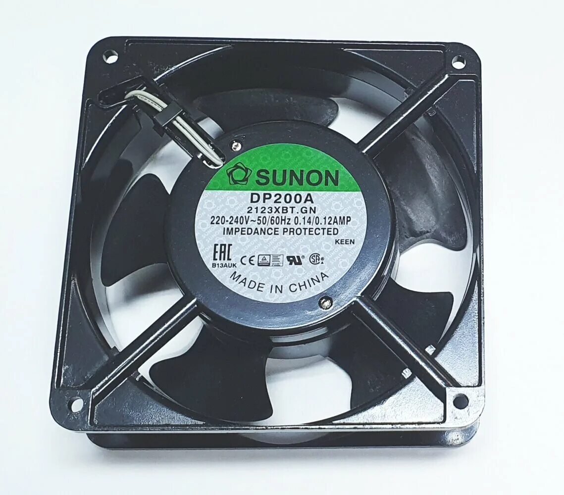 кулер 220в. маленький вентилятор 220в. вентилятор охлаждения 220 вольт 120х120. вентилятор 220в 120х120х38мм. кулер 220в.