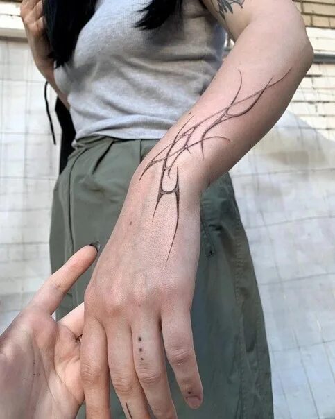 Татуировка sigilism. Rec татуировка. Cyber sigil tattoo эскизы. Sigilism tattoo. Sigilism tattoo.