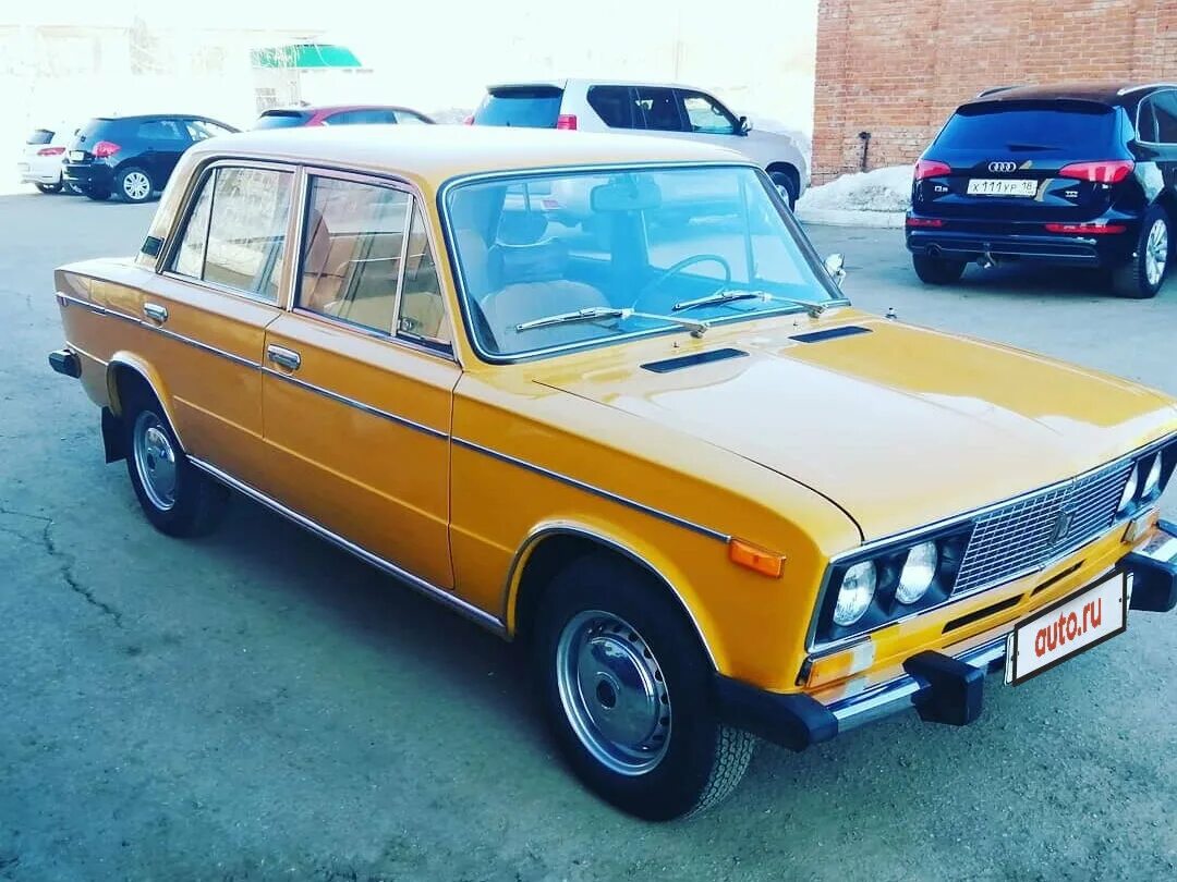 Ваз-2106 седан ранняя. Ваз 2106 1976 года выпуска. Ваз 2106 1976. Год выпуска жигули 2106. Ваз 2106 1976 года.