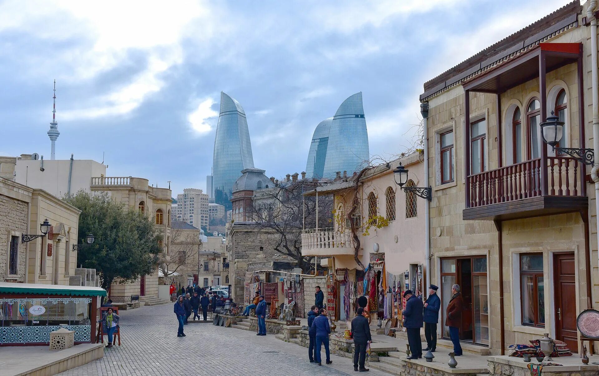 Жизнь в азербайджане