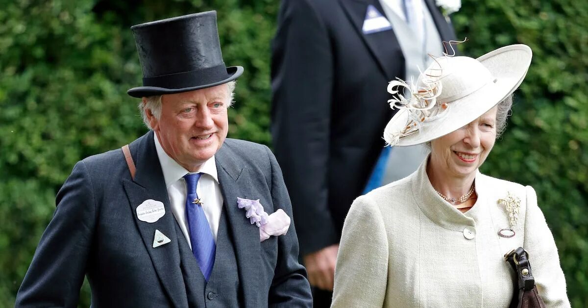 Эндрю паркер боулз. Камилла и эндрю паркер боулз в молодости. Эндрю паркер боулз. Andrew parker bowles. Эндрю паркер-боулз и розмари питман.