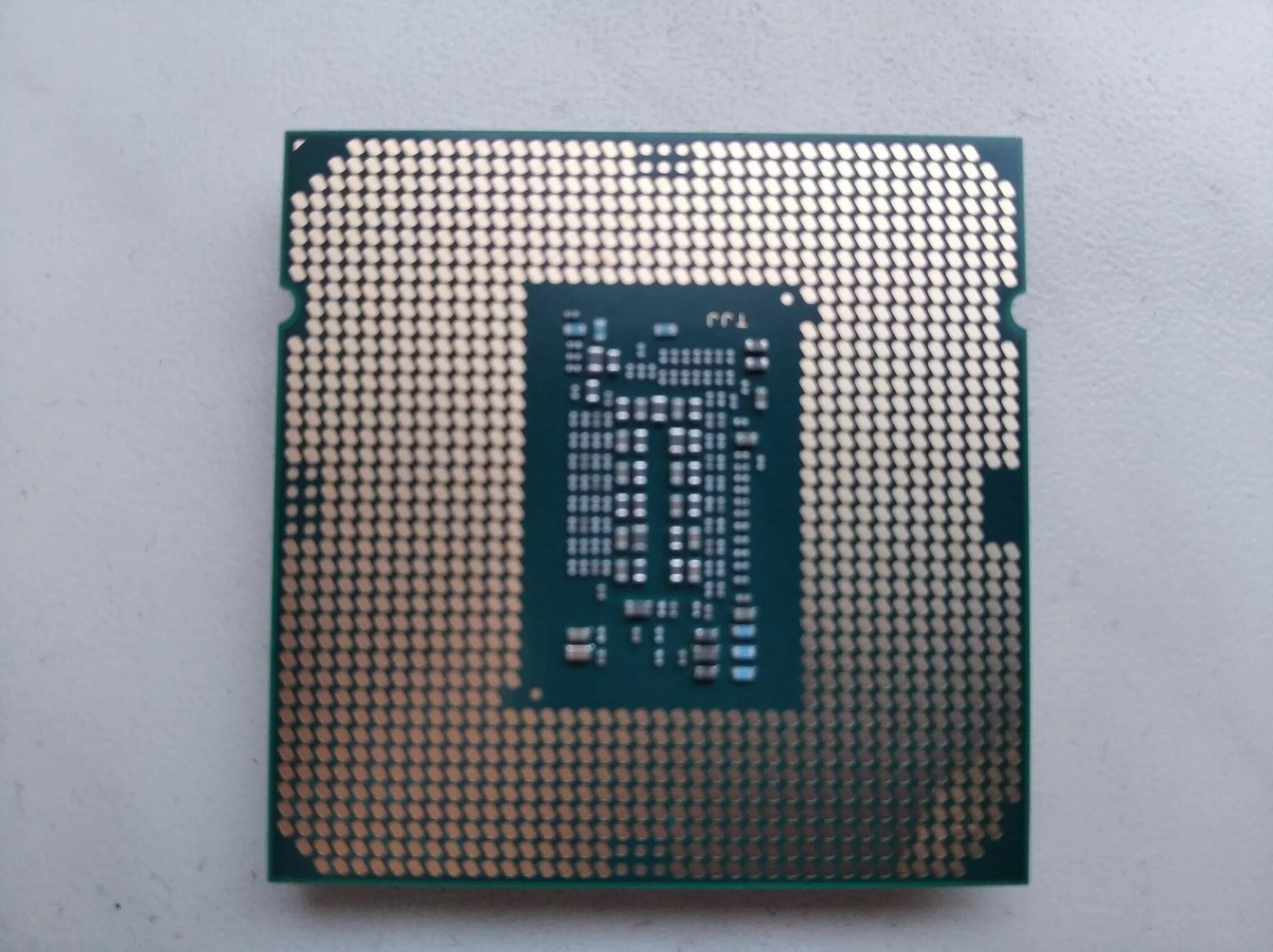 Интел коре ай3. Intel i3 10100f. Intel Core i3-10100f. Процессор Intel Core i3-10100f OEM. Интел кор i3 10100 f.