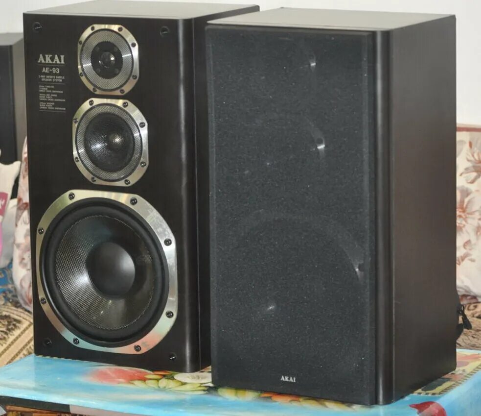 Akai abts-605b. Колонки akai. Музыкальный центр akai. Акустическая система elac ws 1425. Стереосистема акай ab-r803688p.