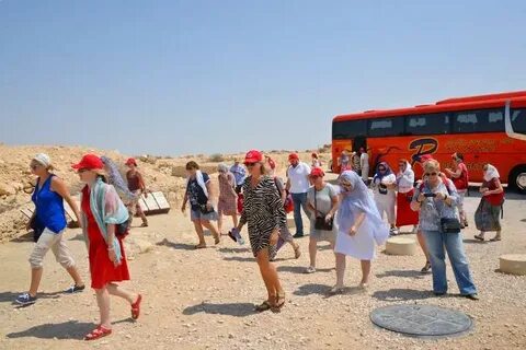 Вахта за границей