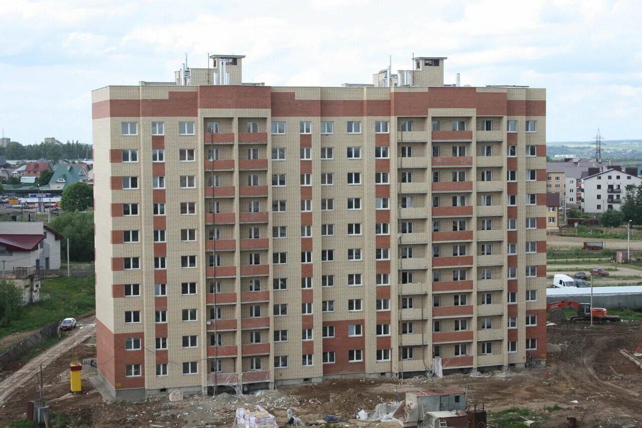 10 этажный дом. Панельный дом 9 этажка. 10 ти этажные дома. Немцова 5а тула. Многоквартирный дом девятиэтажный.