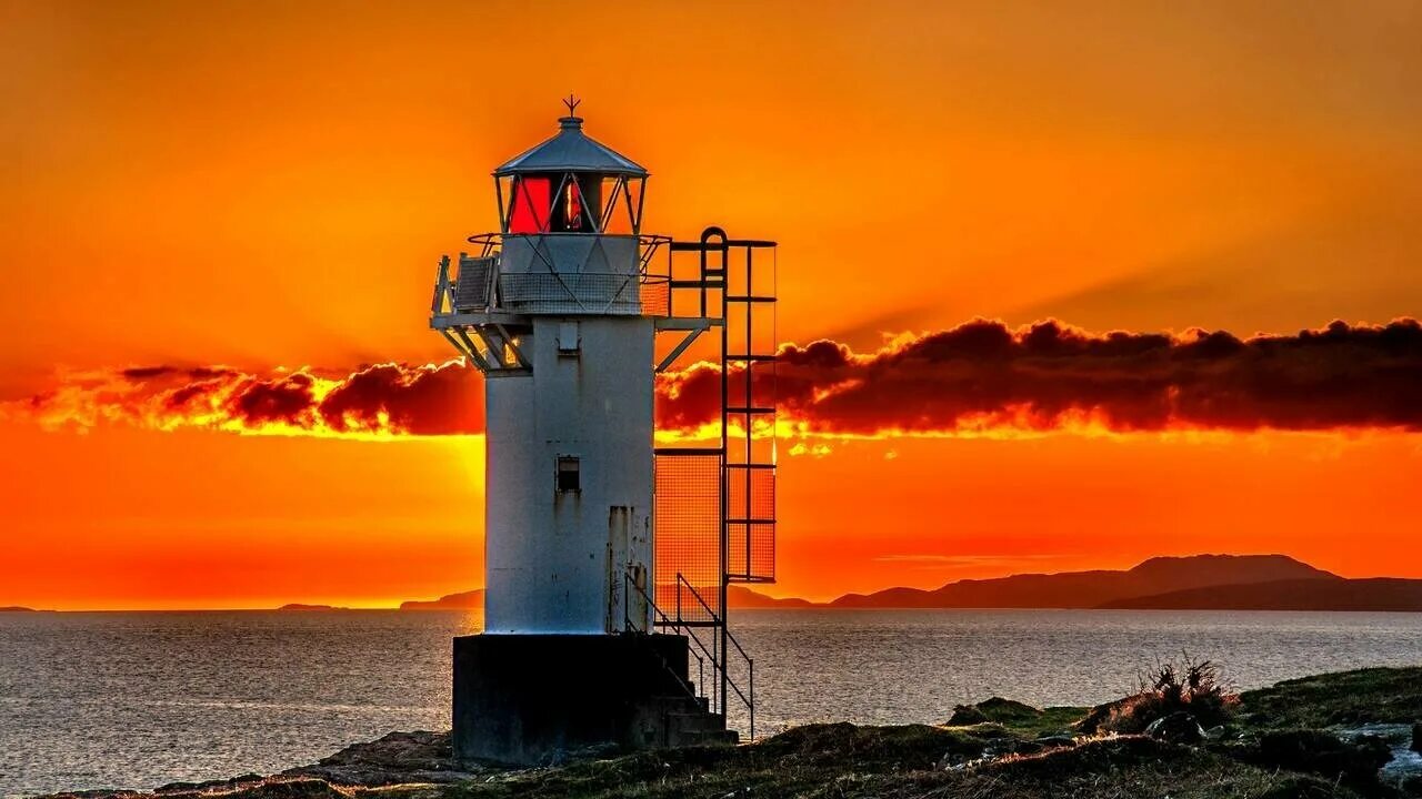 Маяк кейп-элизабет мэн. Маяк на острове моуро испания. Deniz feneri. Маяк мыс пембрук. Маяк портленд-хед штат мэн сша.