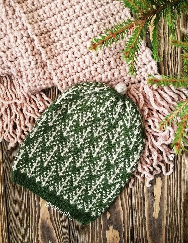 Tree hat