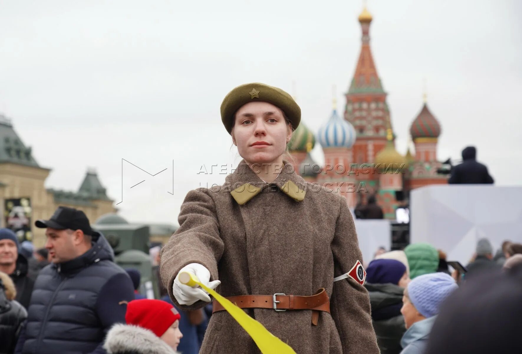 10 лет параду. Парад на красной площади. Интерактив на красной площади. Годовщина парада на красной площади 2011. Интерактивный музей на красной площади.