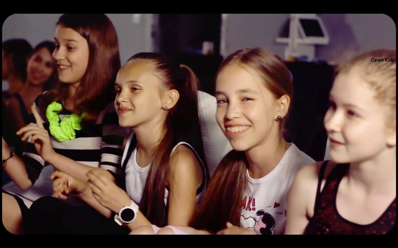 Open kids хлопья с молоком. Это хлопья с молоком пробуй. Знаешь счастье это хлопья с молоком. Это хлопья с молоком пробуй. Группа open kids 2014.