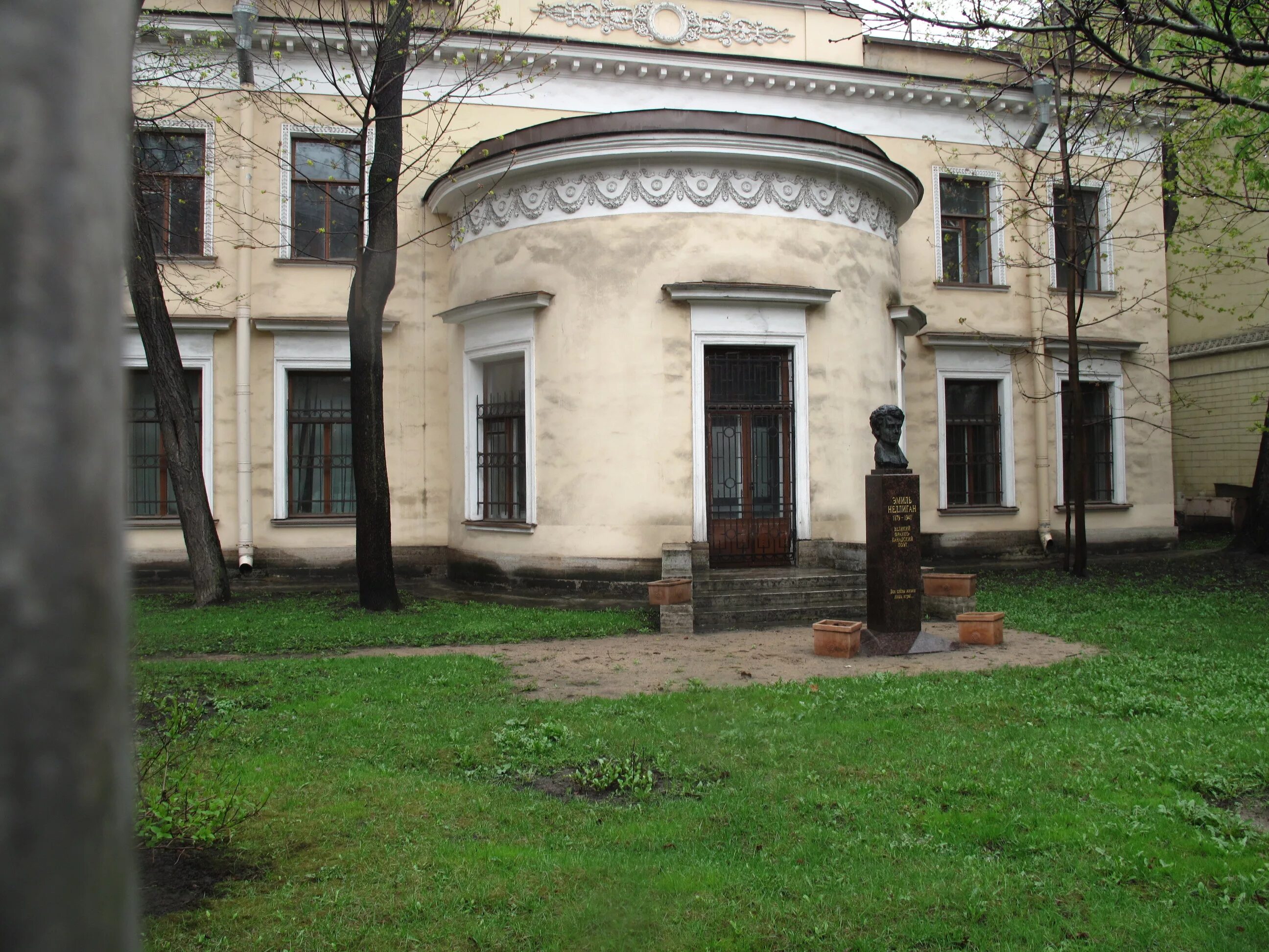 Дом 33 1 петербург. Дом плеханова санкт-петербург. 4-я красноармейская ул., д. 1 — московский пр., д. 33. московский проспект дом 33. спбгик красноармейская.