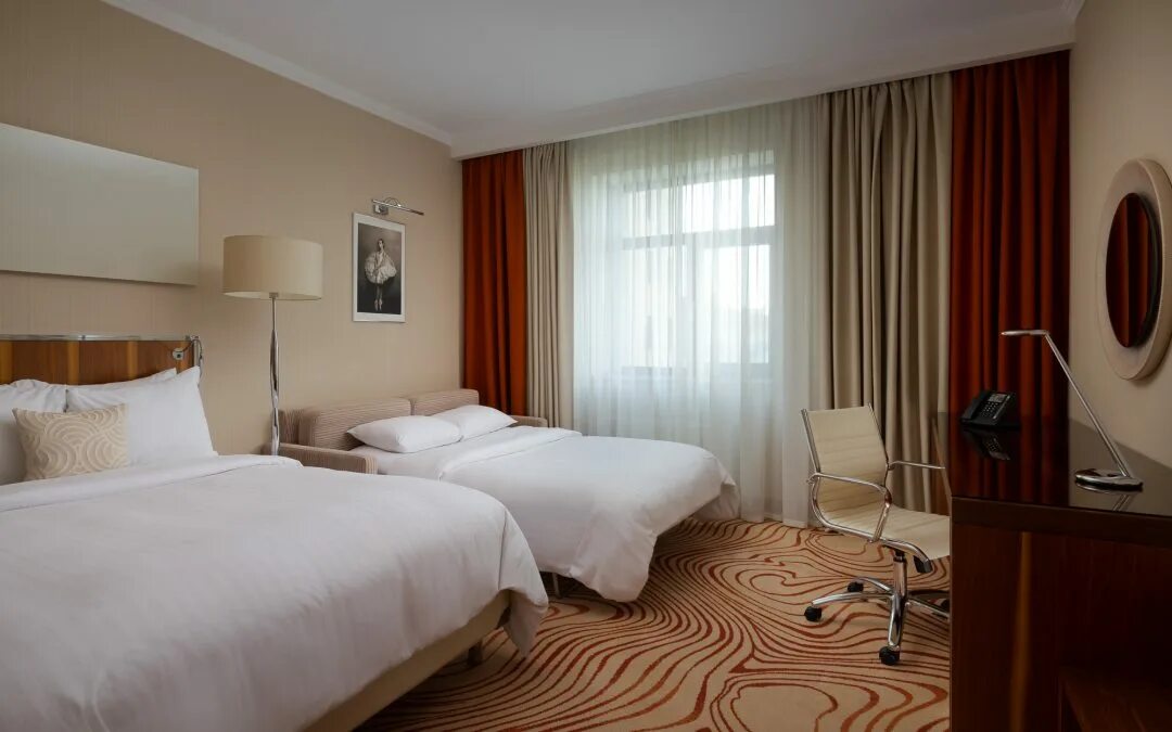 Гостиница marriott новосибирск. Азимут новосибирск гостиница. Отель grand autograph hotel novosibirsk. Гостиница сибирь новосибирск. Мариот гостиница новосибирске.