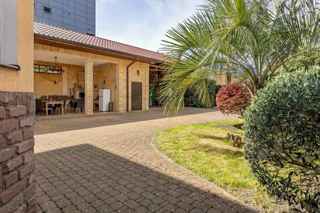 цветочная 30 адлер. цветы в адлере на улице. адлер жк лето цветочная 15/21. уютный дворик адлер 2. цветочная улица 15 21 адлер.