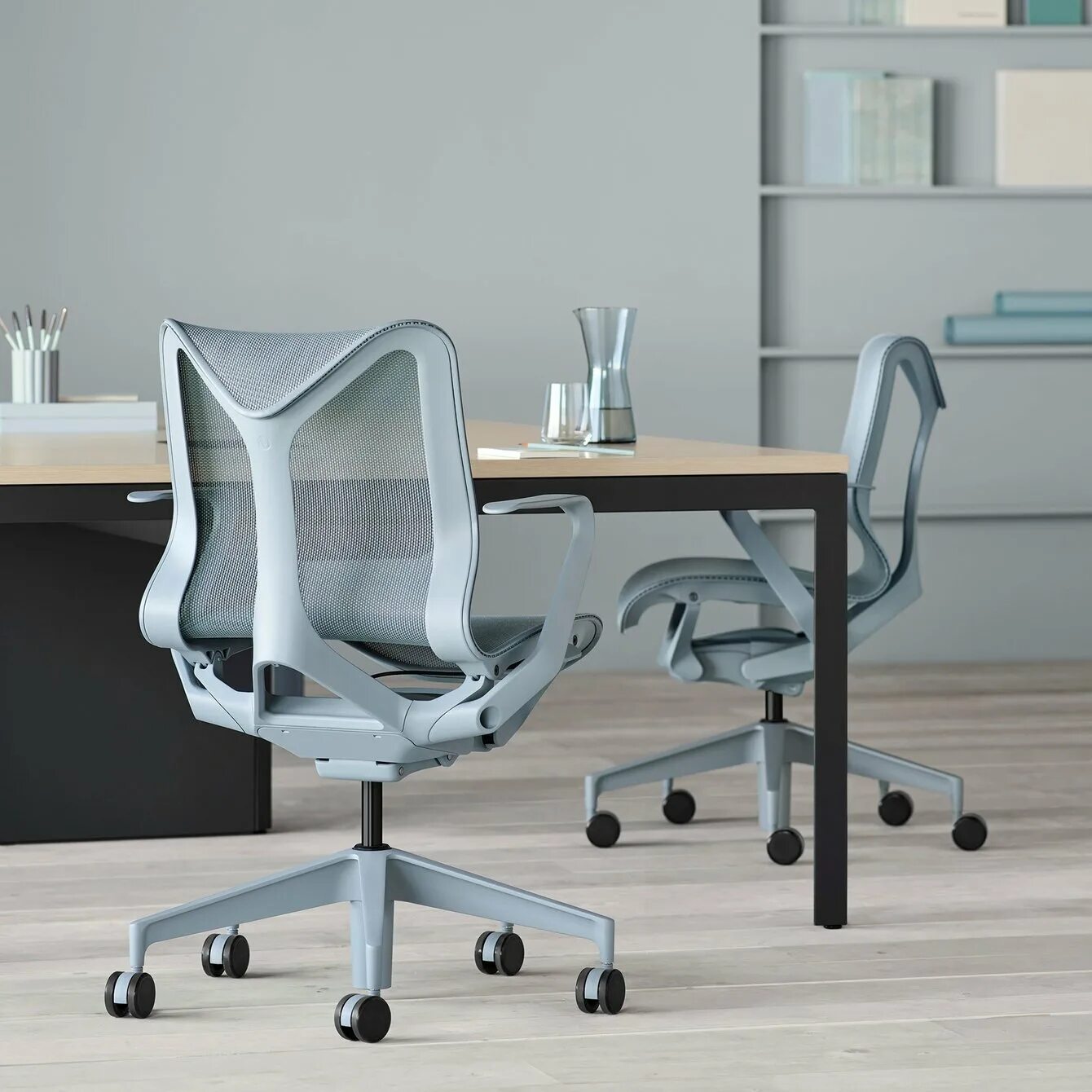 Херман миллер. Офисное кресло Herman Miller. Кресло Cosm Herman Miller. Herman Miller стул. Офисное кресло Херман Миллер.