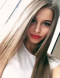 Подруга илоны коринец