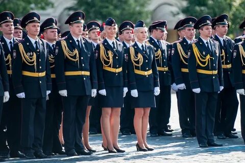 Парадная форма обязательна