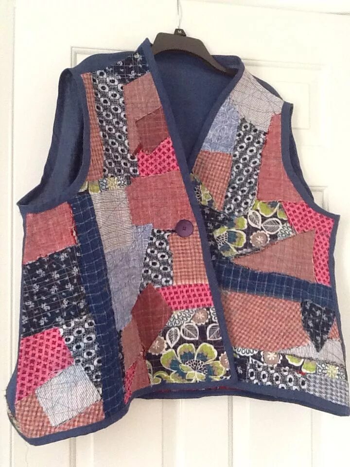 Mavi tonlarda patchwork yelek Стёганая одежда, Джинсовые лоскутки, Лоскутный жил