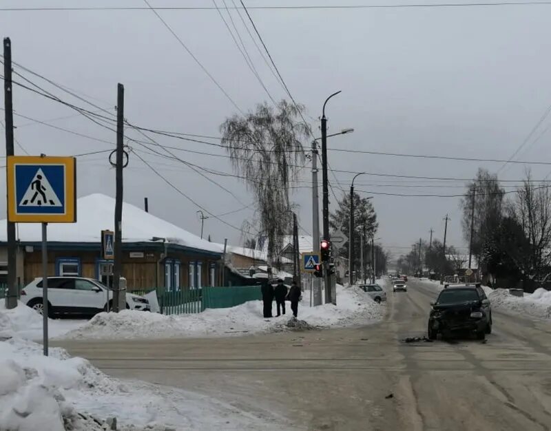 Перекрёсток в Бердске. Погода в бердске на месяц самый