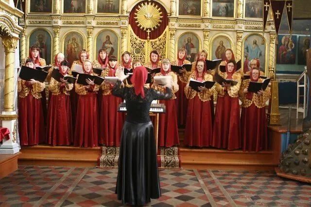 Хор в православном храме. Хоровое пение в храме. Хоровое пение в церкви. Костюмы для церковного хора детям. Православная музыка хор