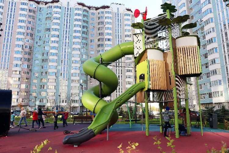 Новой площадке быть