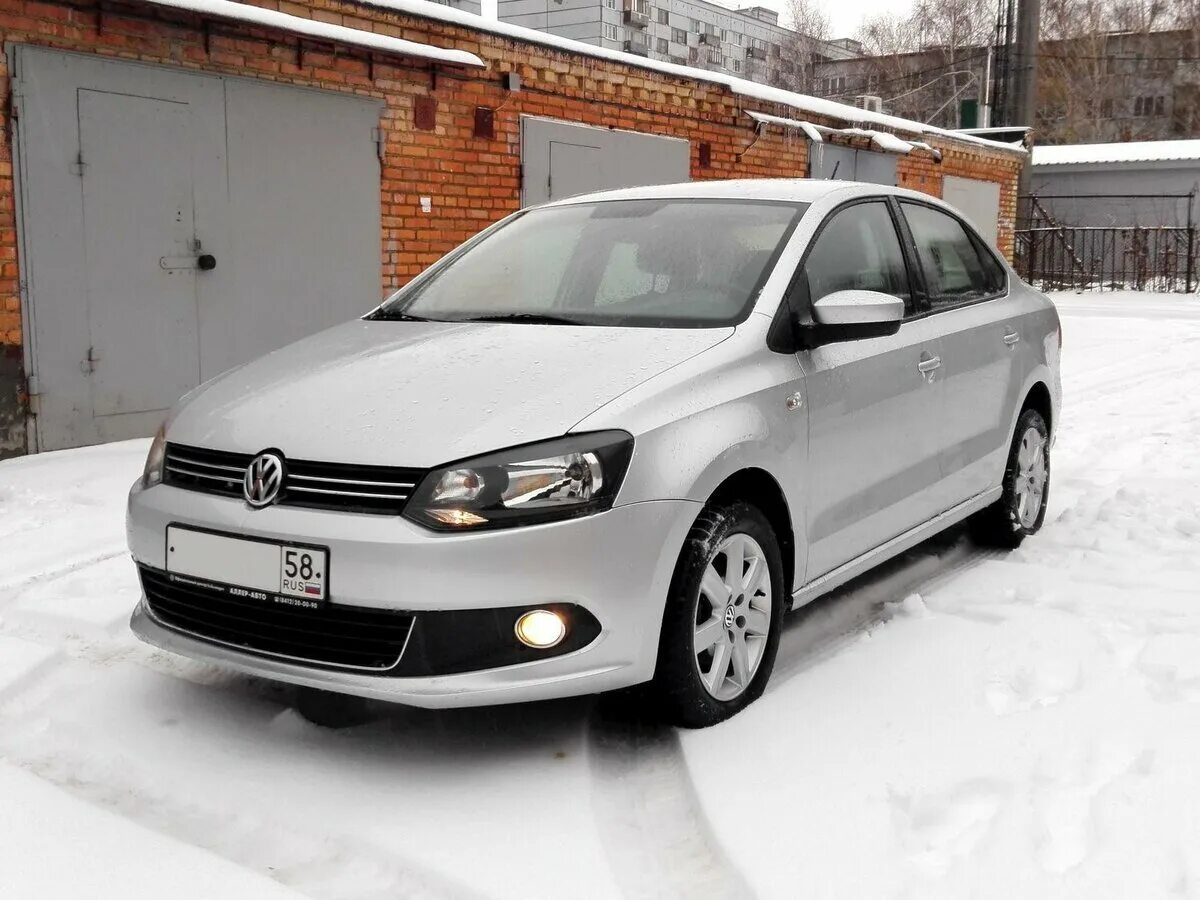 Авито купить фольксваген поло седан. Volkswagen Polo sedan 2013. Volkswagen Polo 2013 седан. Фольксваген поло седан 2013 года. VW Polo sedan 2013.