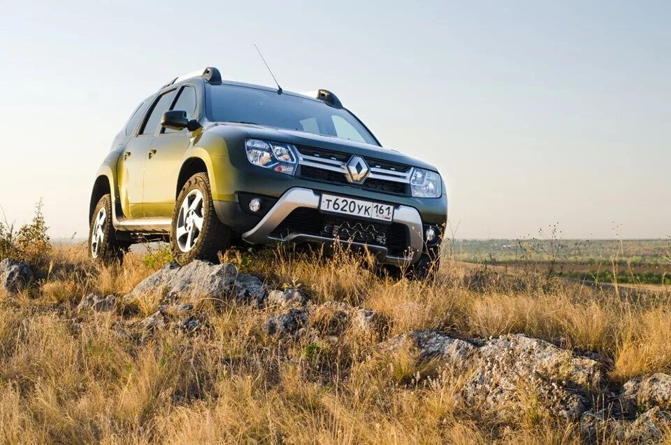 Тест драйв дастера. Renault Duster 2.0 100кмч. Рено Дастер 2 Drive. Renault Duster драйв 2. Рено Дастер 2015 года легковой универсал.