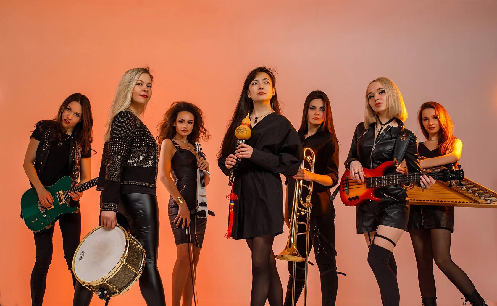 Красноярский академический симфонический оркестр состав оркестра. Отта оркестр отта оркестр роял сафари. Ансамбль отта. Школьный оркестр. Солисты отта оркестр.