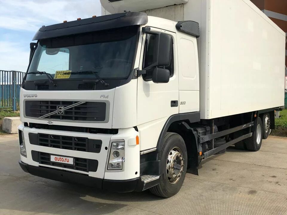 Купить б у грузовик на авито. Вольво ФМ реф 2008 года. Volvo fm12 Касатка. Купить Volvo грузовик бу Болгария 2017 года. Купить Вольво ФМ фургон на авито в России.